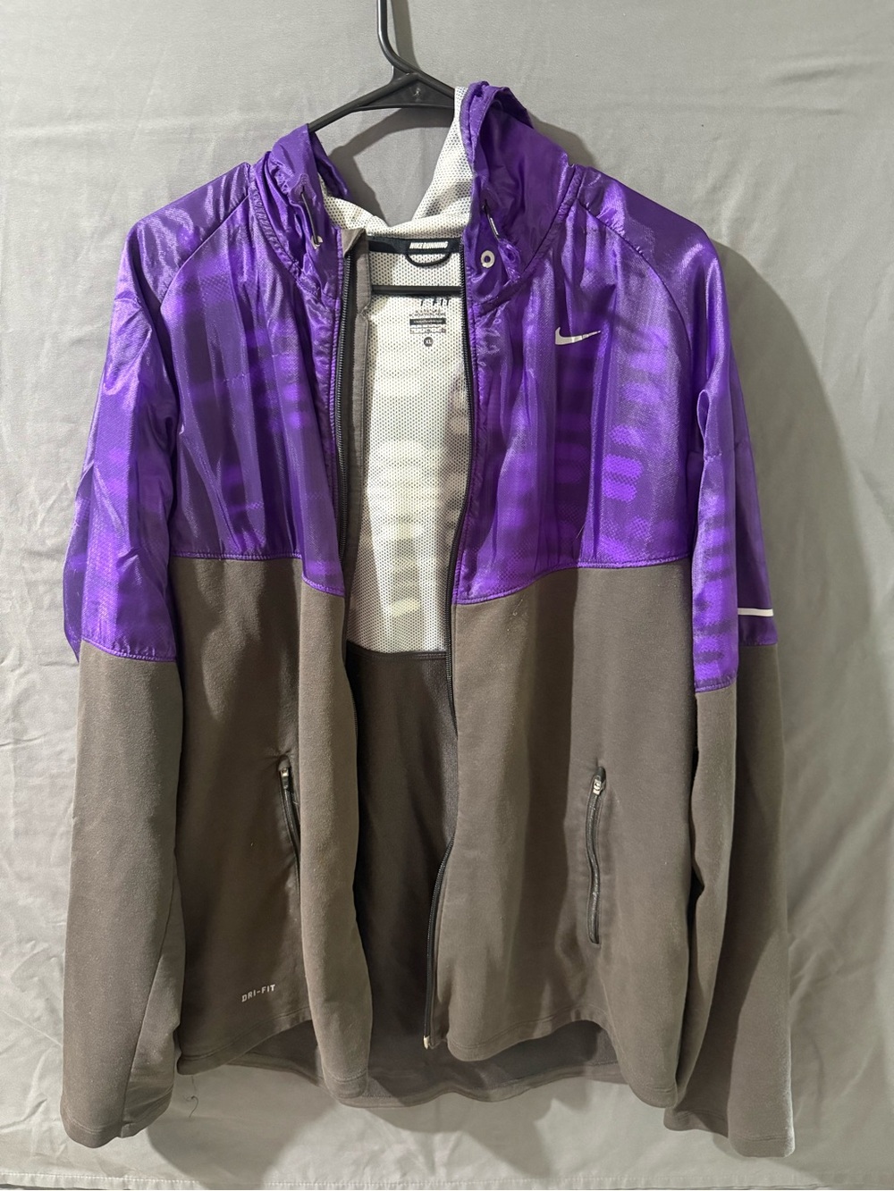 Nike Men's Purple and Gray dri fit windbreaker